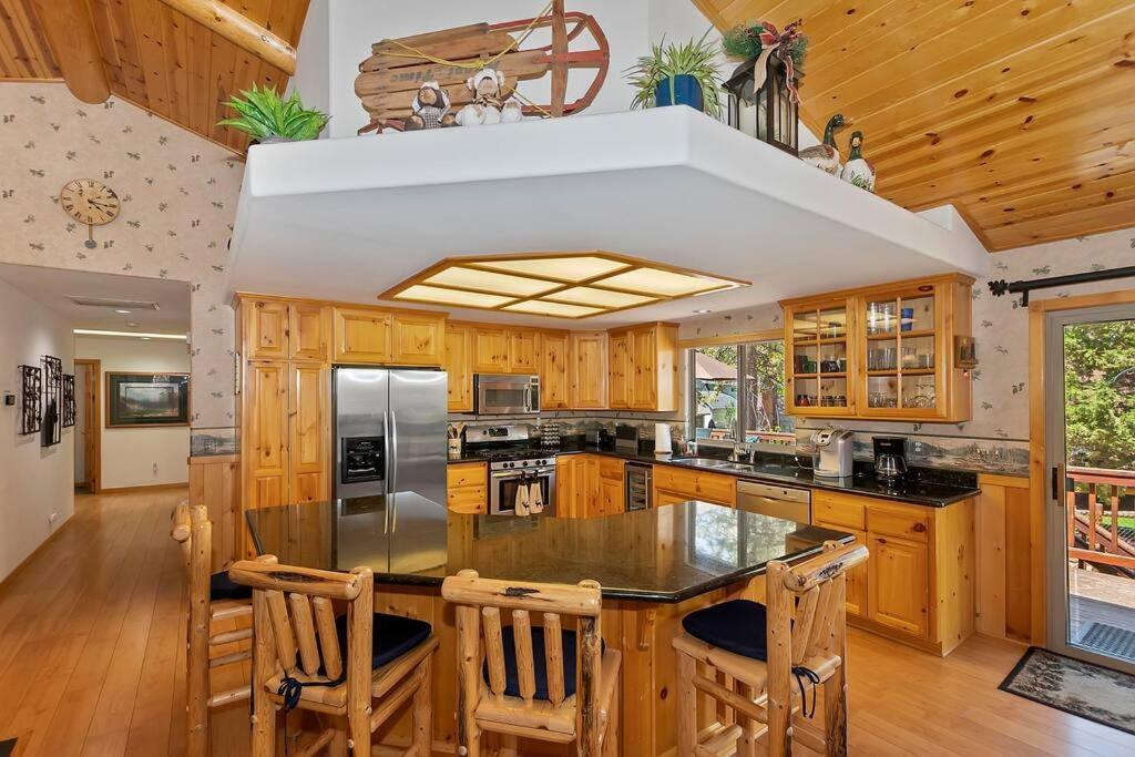 Villa Teakwood - 3-Br Spa, Fire Pit, Quiet, Ac, Centrally Located Big Bear Lake Exterior foto