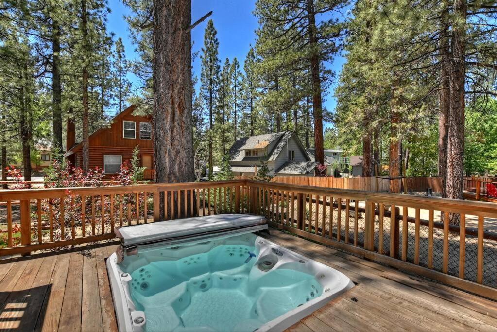 Villa Teakwood - 3-Br Spa, Fire Pit, Quiet, Ac, Centrally Located Big Bear Lake Exterior foto