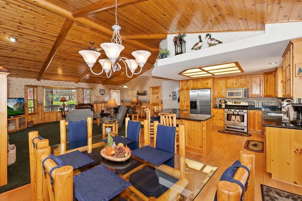 Villa Teakwood - 3-Br Spa, Fire Pit, Quiet, Ac, Centrally Located Big Bear Lake Exterior foto