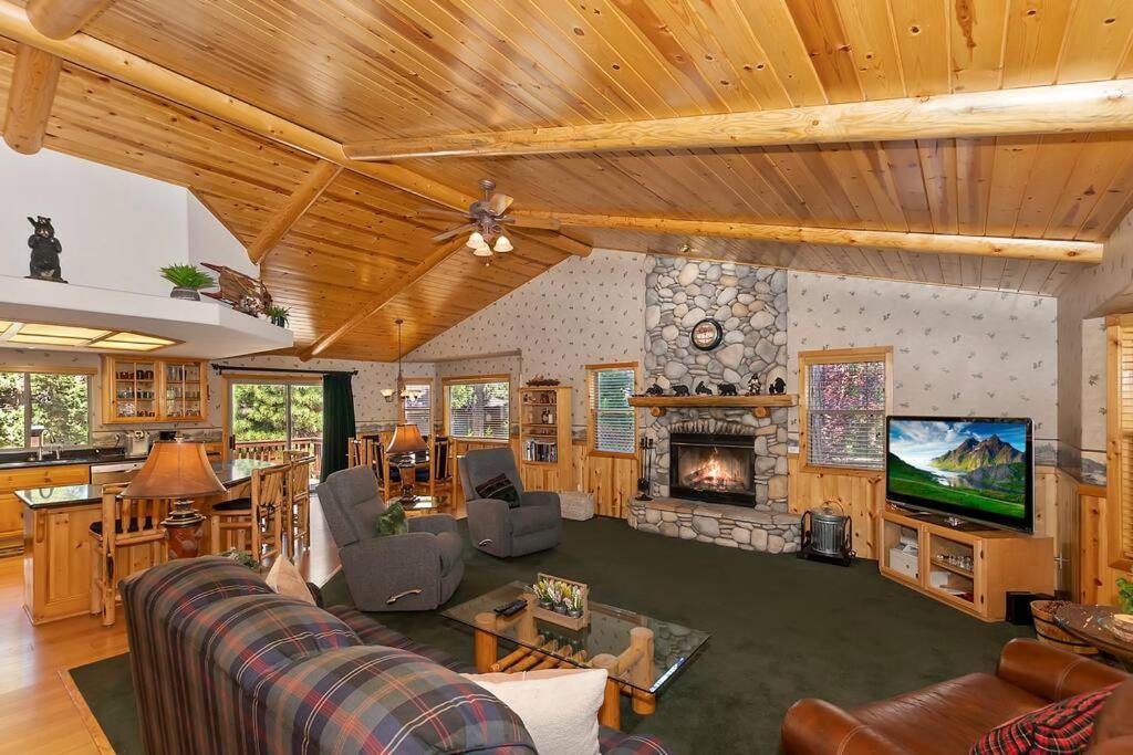 Villa Teakwood - 3-Br Spa, Fire Pit, Quiet, Ac, Centrally Located Big Bear Lake Exterior foto